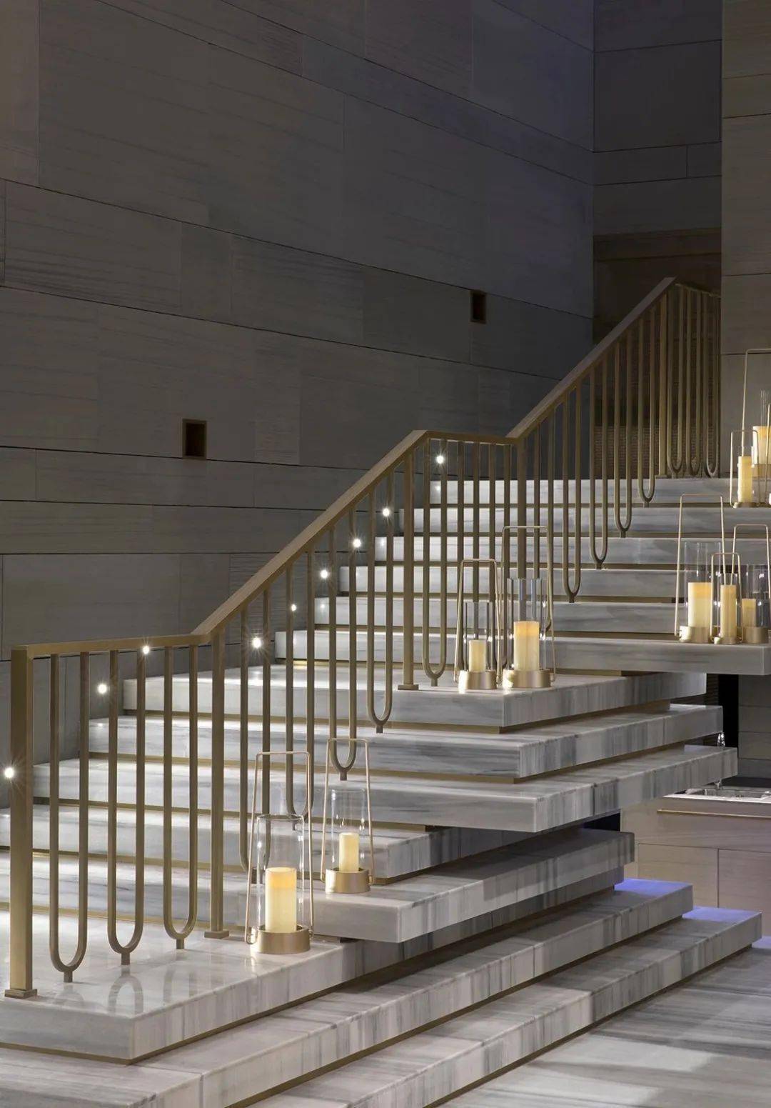 网红斯卡帕楼梯该怎么做