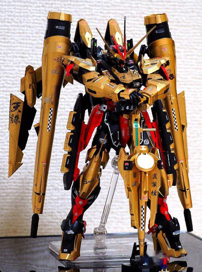 假面骑士时王冲击型黄金圣约高达