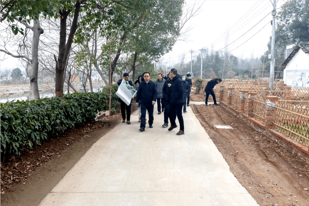 2月15日,安陆市委副书记,市长黄国威就全市省级美丽乡村示范片规划