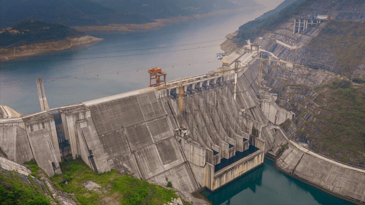 珠江最大水利工程对标长江三峡大坝通航为何拖后腿