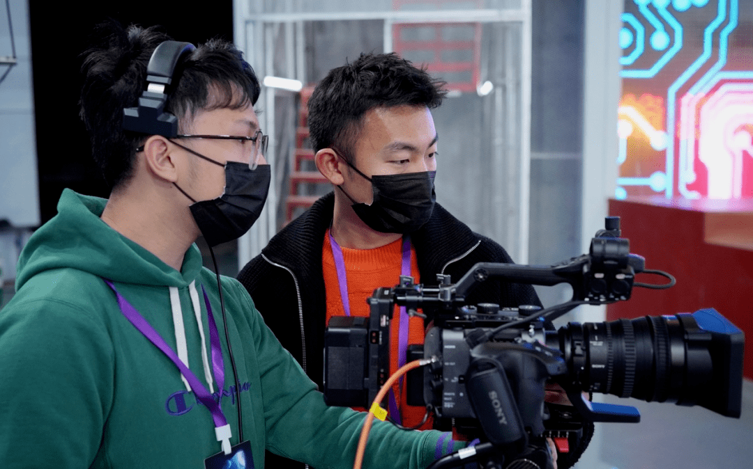 电影感综艺节目的成功尝试 |《最强大脑》第九季摄像团队专访_选手_索