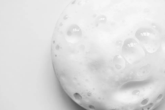 的表面热知识 | 洗面奶泡沫越多越好吗？