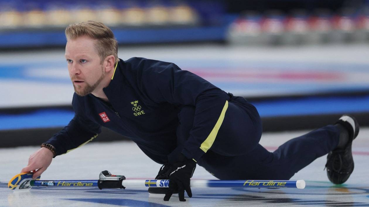 瑞典队|瑞典队获得男子冰壶金牌