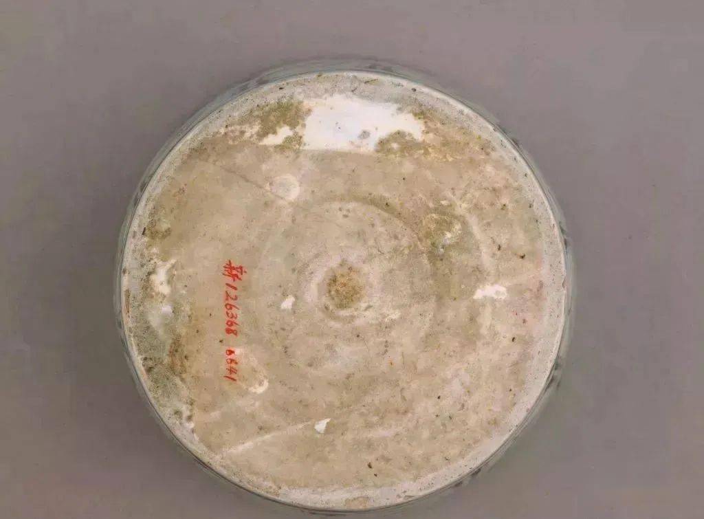 千万别踩雷:元青花瓷底足辨识要点!_瓷器_信息_元代