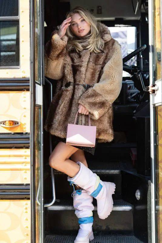 Gene@ 给朱莉的珍珠项链Look跪了,Baby和宋祖儿撞衫谁更美?!开开与新男友浪漫约会【海报街拍】