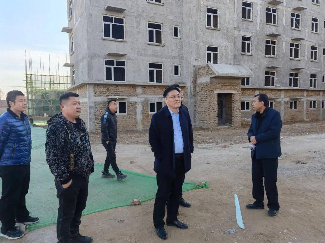 市委常委,政法委书记武凡明同志到吴村镇调研杨院社区建设工作_项目