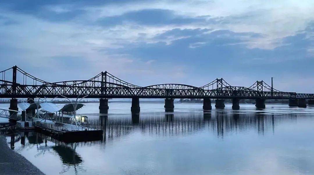 天气预报/八点全新闻·随手拍_晨曦_鸭绿江_凤城