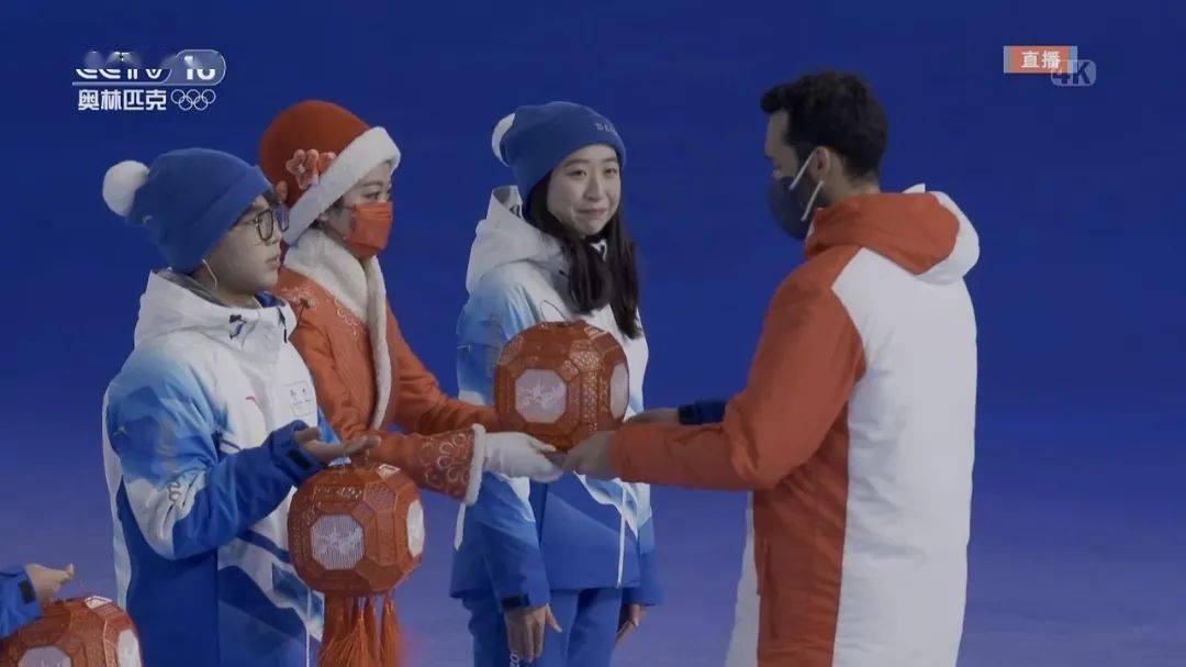 冬奥有我北服5名学生担任北京2022年冬奥会闭幕式礼仪