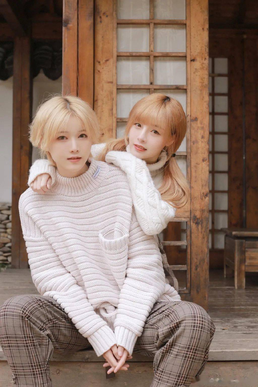 闺蜜写真大片世界上的另一个我