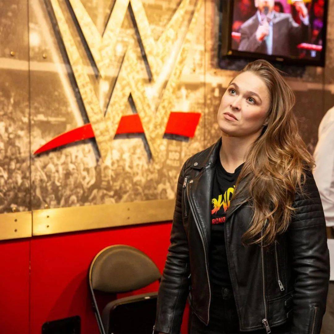 隆达罗西透露近来的wwe工作行程和比赛,时间密度堪比996!