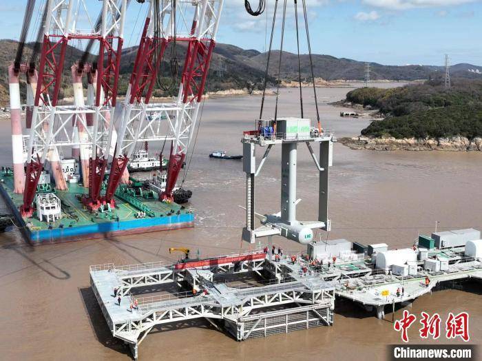 世界单台容量最大潮流能发电机组在浙江舟山启动