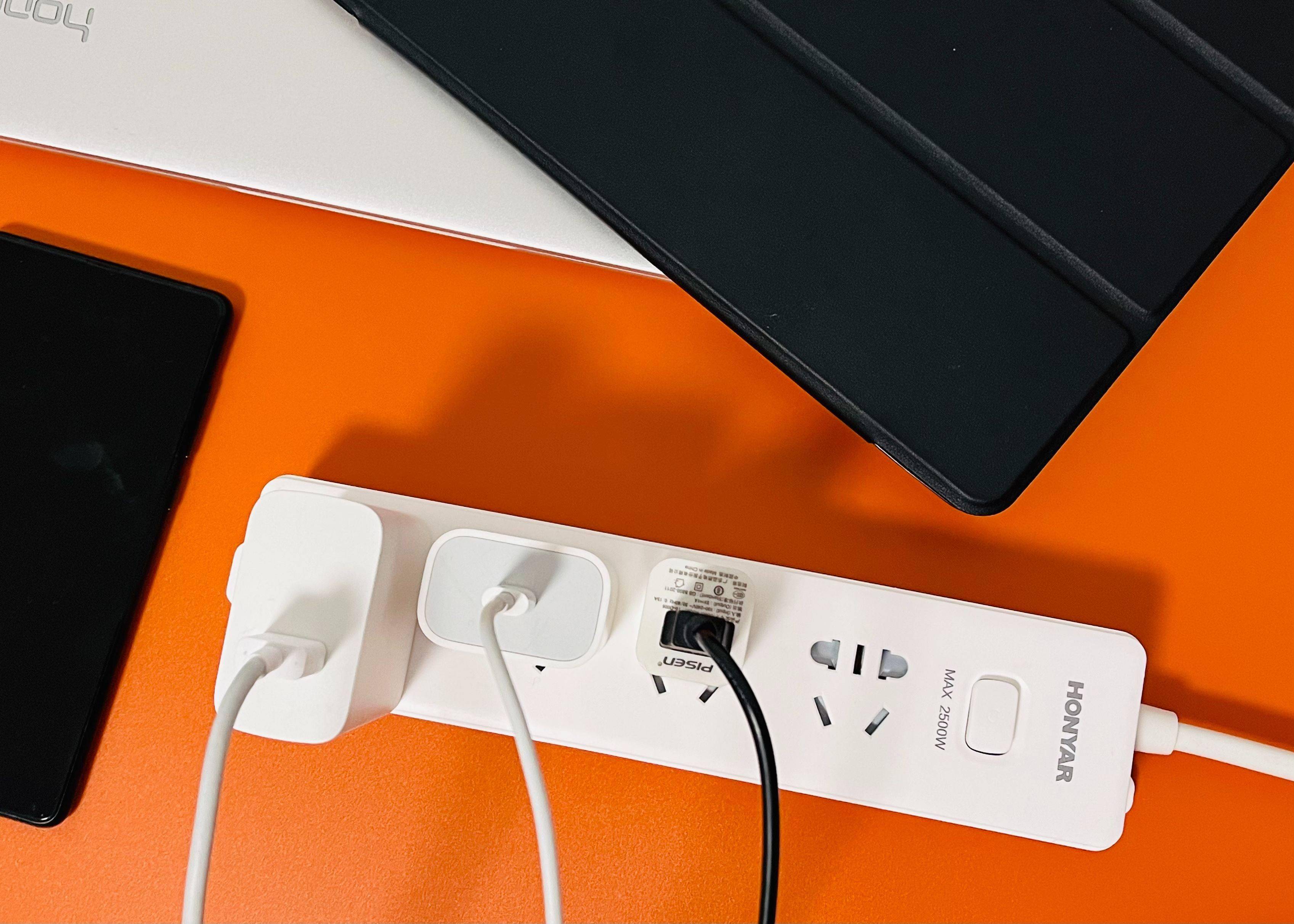 充电协议支持pc/qc/scp/fcp/afc等主流快充协议,就连华为的22.