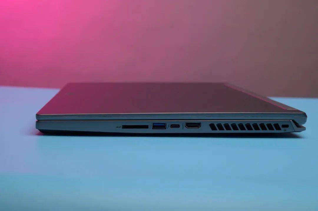 新一代顶尖游戏本有着怎样的体验？