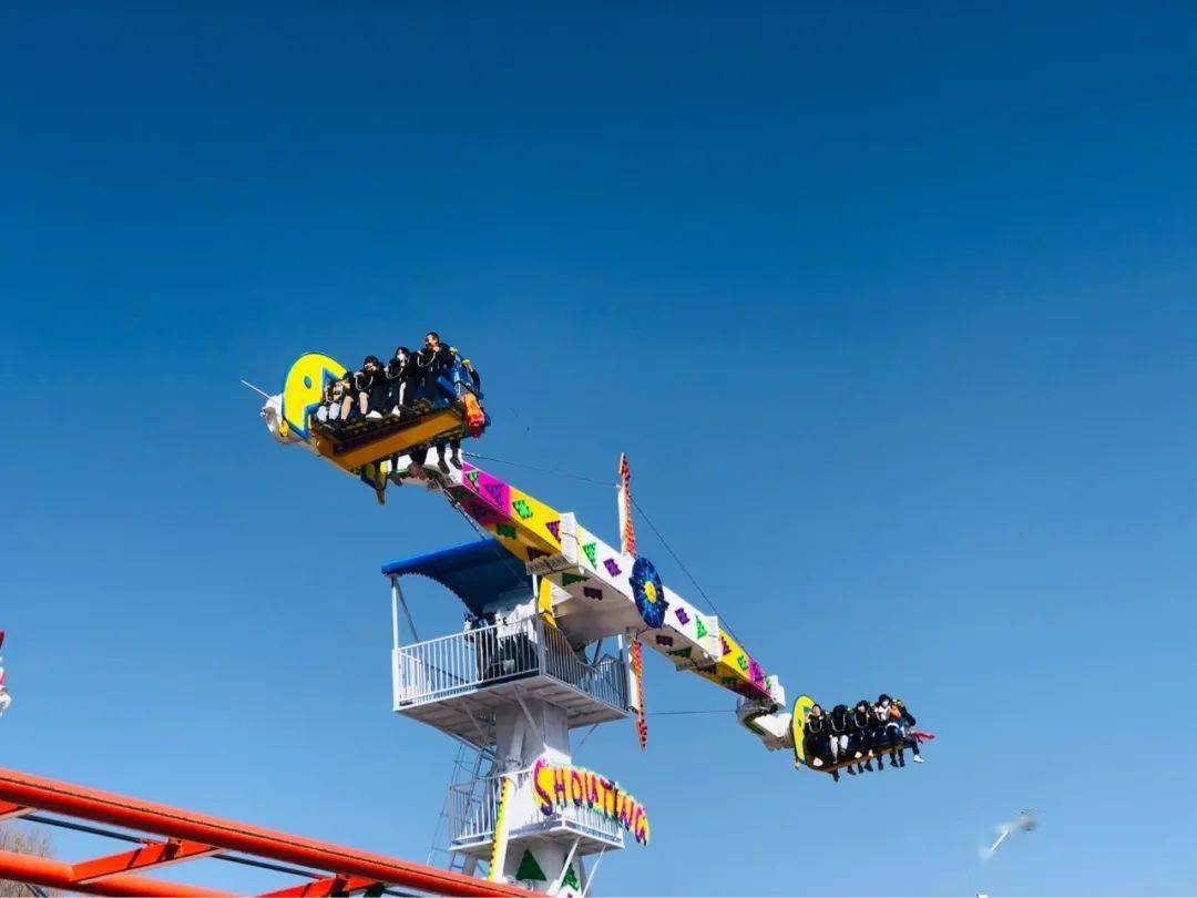 崆峒古镇就能玩到的高大上的游乐园"正好小编为介绍一处但又不想走远