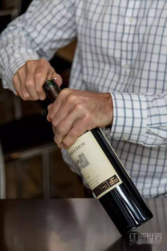 温度|喝酒必备:8招让你拥有专业侍酒师范儿