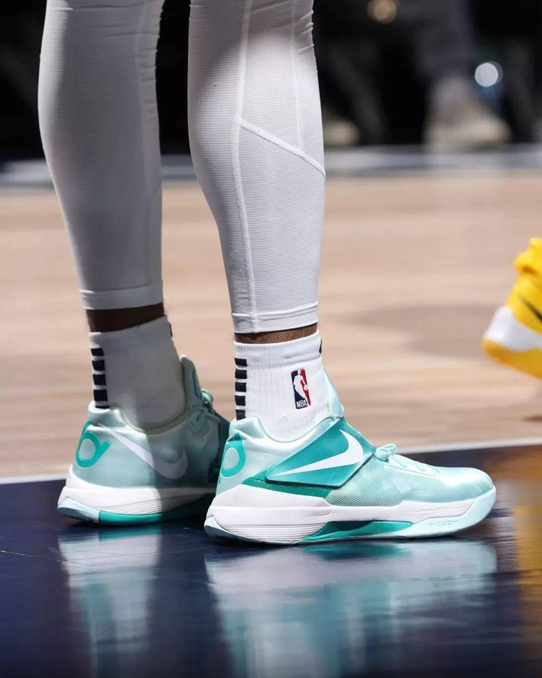 托平三球pj·塔克蒙克欧文pic vianbakicks/brkicks以上就是近期 nba