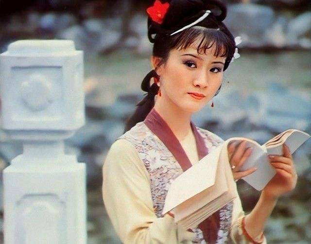 《红楼梦》:麝月抽到"开到荼蘼花事了"签,宝玉为啥把签藏了?