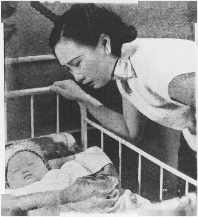 义务|明星·类型·影像——对《恋爱与义务》的重新审视