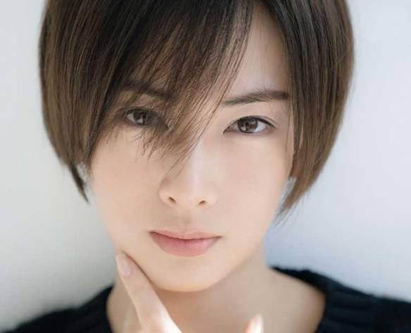 她是最性感短发美女最适合短发的日本女星top11