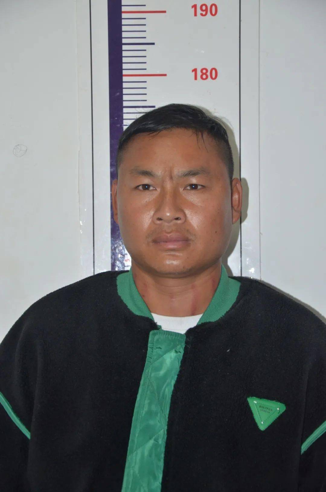 绰号:阿新,男,拉祜族,33岁,户籍地云南省普洱市澜沧县勐朗镇环境卫生
