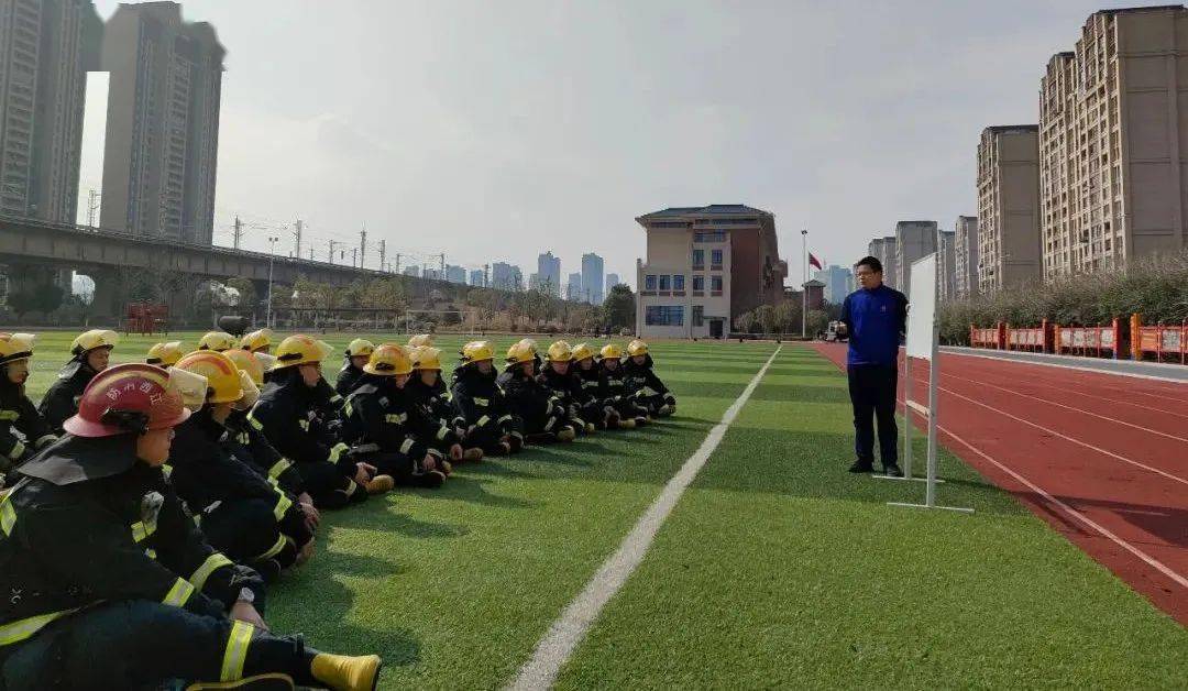 训战耦合强基础南昌消防举办安全员培训班