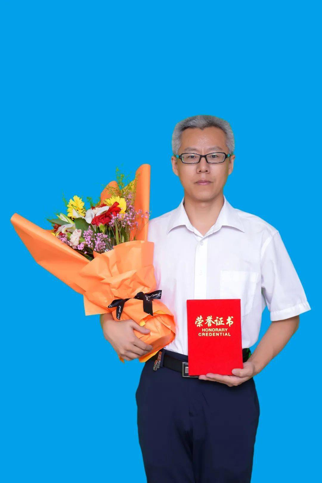 学生最喜爱的老师丁雪峰