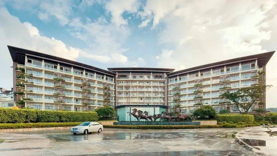 开售啦仅需599元颐和温泉大酒店豪华温泉套房1晚双人自助早餐双人自助