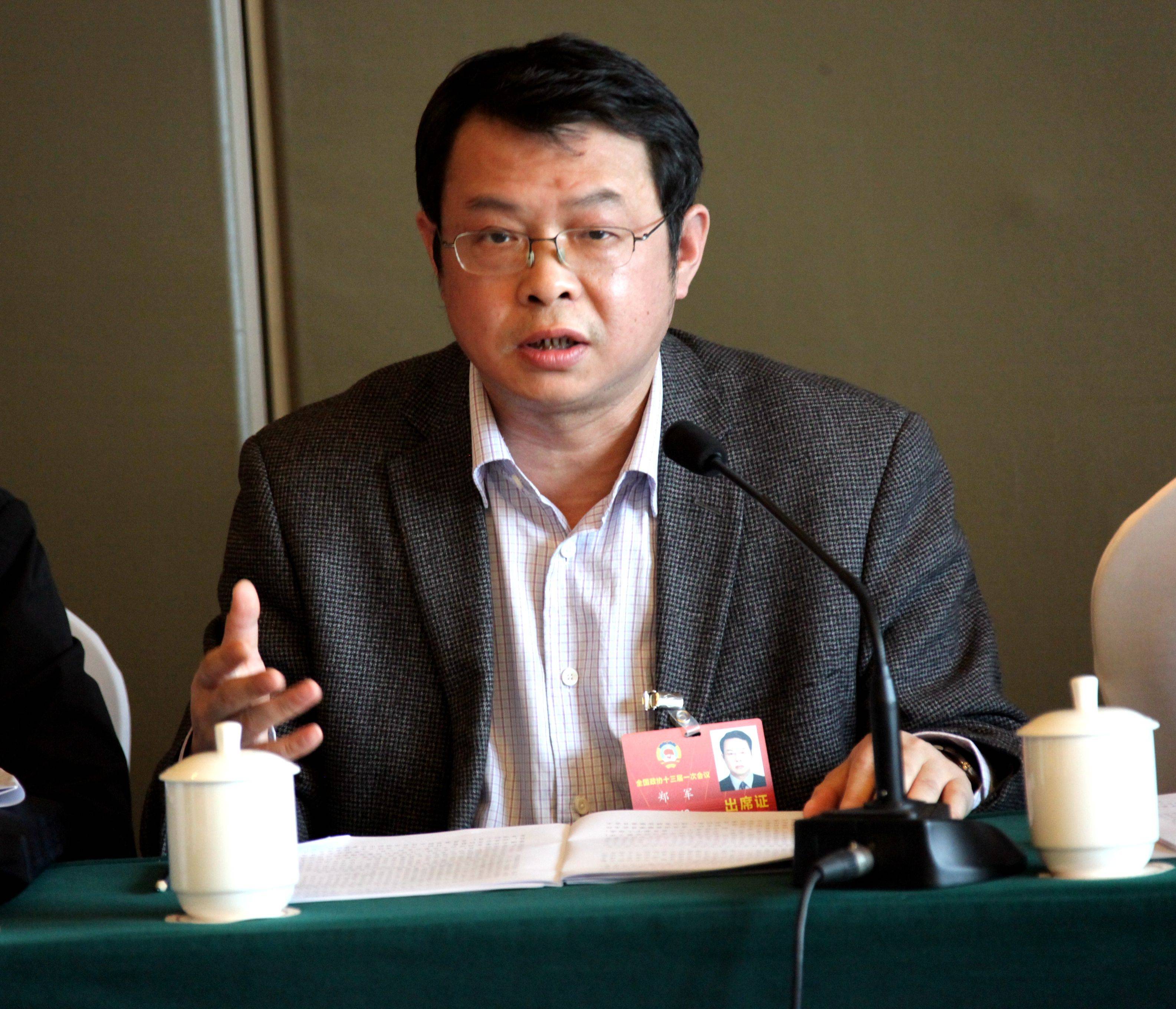 全国政协委员郑军建议出台公办幼儿园教职工编制国家标准