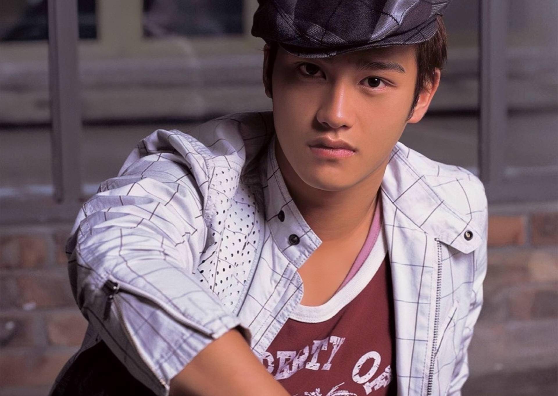 38岁香港知名歌手宣布结婚,新婚妻子未婚先孕已三个月_吴浩康_郭思