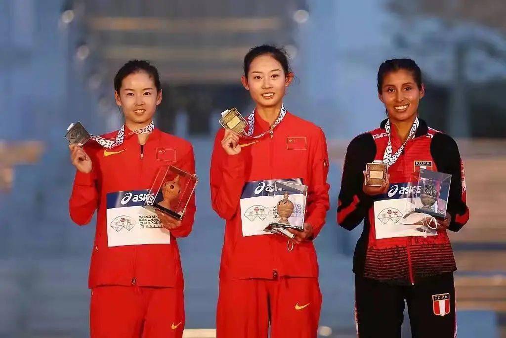 比赛日|青岛小嫚马振霞勇夺世界竞走团体锦标赛女子二十公里竞走比赛个人和团体冠军