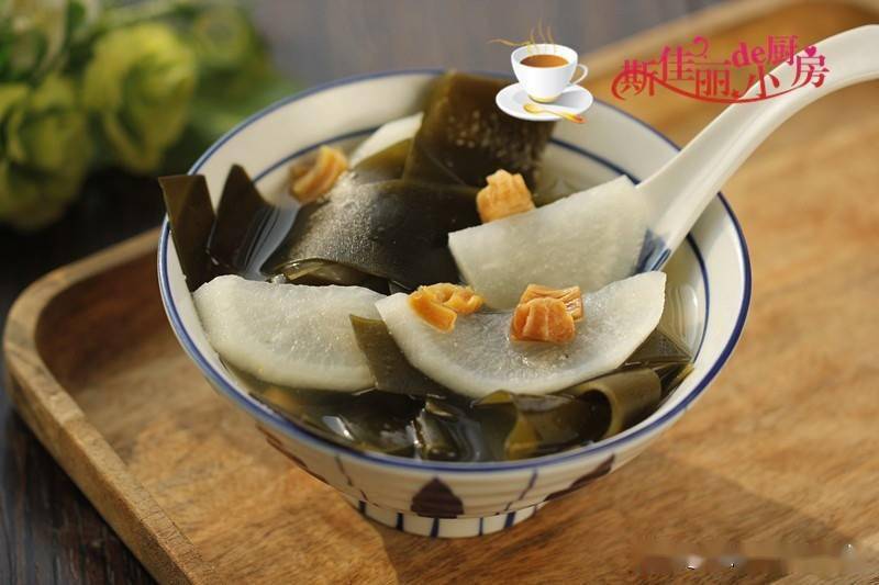 干丝今日三八节，女人要多吃这八种食物，细腻水嫩肌肤，素颜也美哒哒