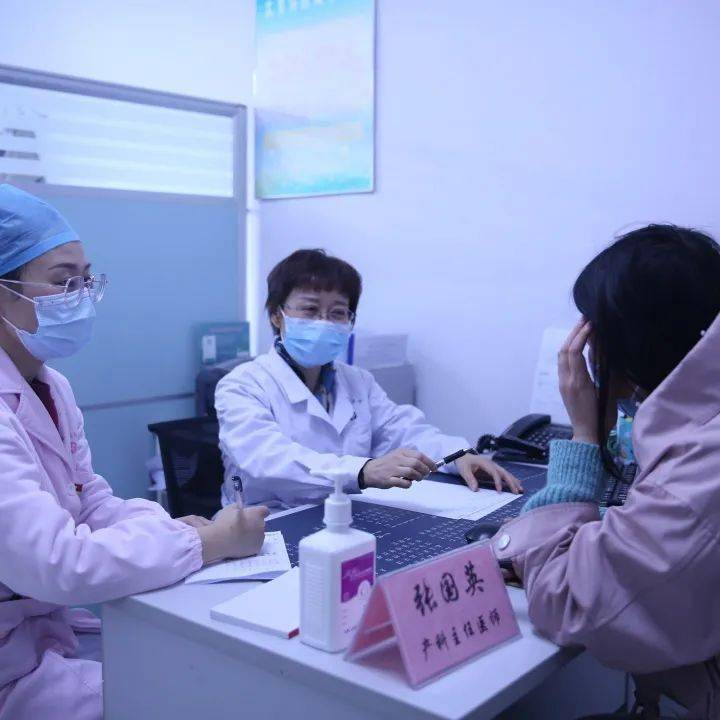 诊断|【呵护女性，关爱健康】妇女节系列报道（五）-向“半边天”致敬，产科开展系列公益活动