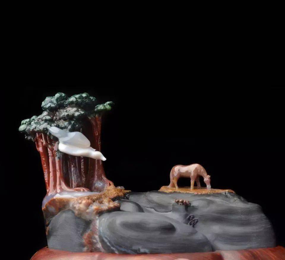 玛瑙俏色创意作品,别有一番韵味_陈义_玉雕_设计