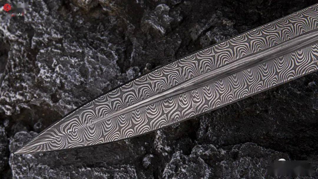 南非名匠精品大马短剑刃纹动感外形质朴