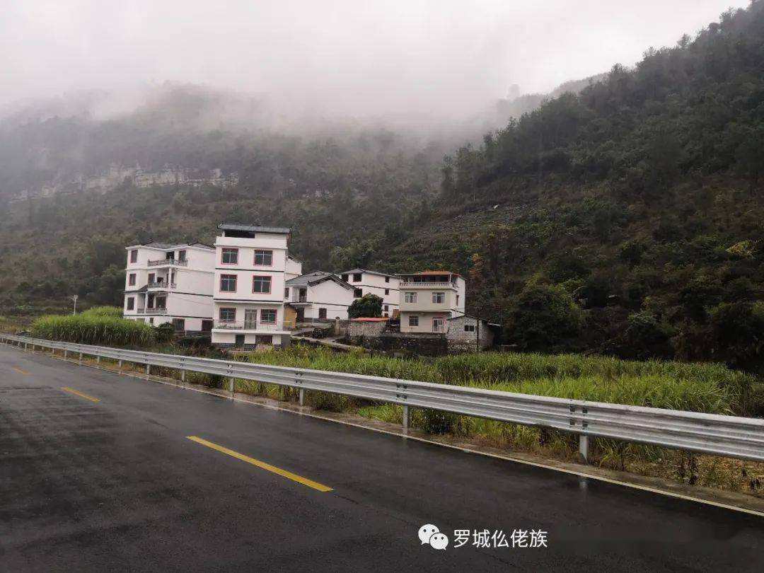 罗城天河镇金城村完成风貌提升农房改造