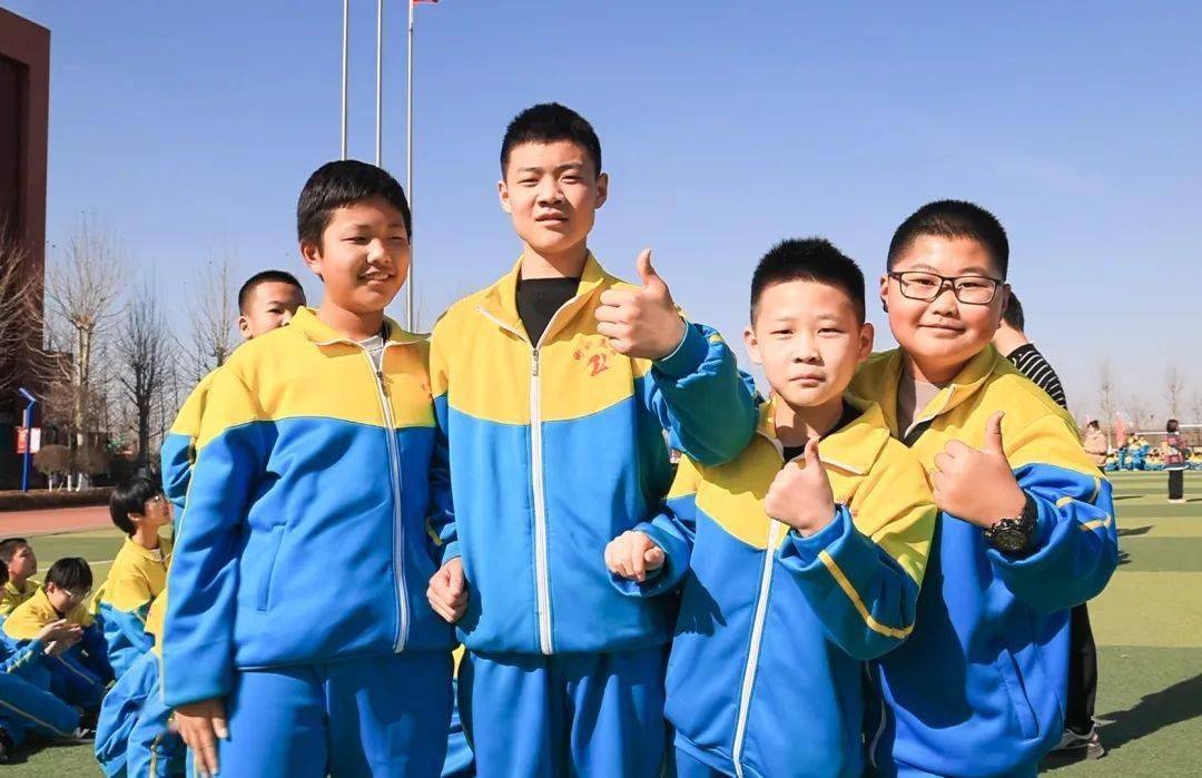 丰富多彩的阳光体育运动将带给少年们更加健康快乐的成长体验!