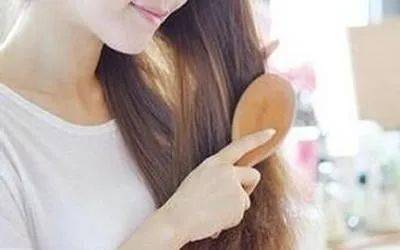 洗头每天洗头还是很油？关于油性发质的正确护理方法你必须知道！