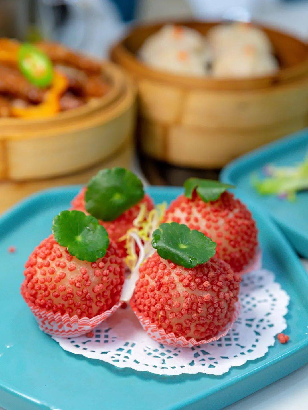 比较经典的是红颜妃子笑,神似荔枝.