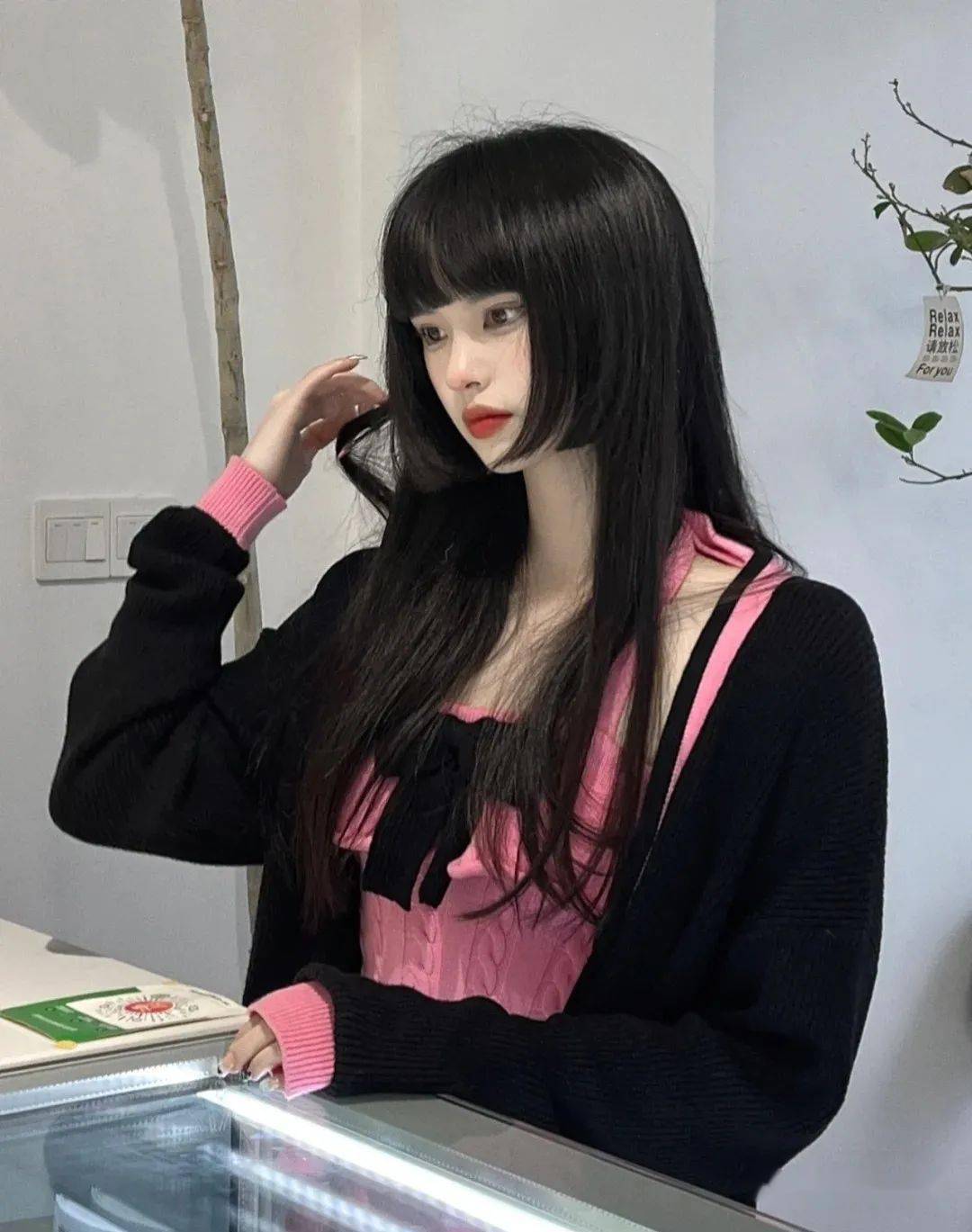 杨幂同款"公主切"少女感十足,2022春天爆火._齐刘海_时尚_长发