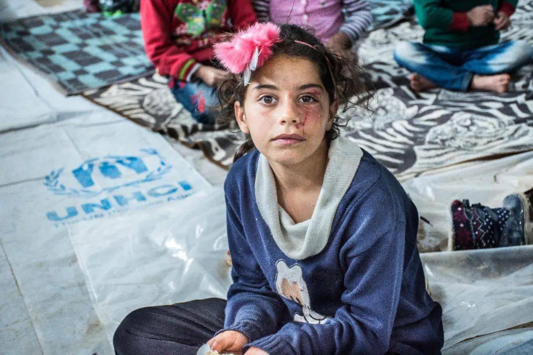 中东难民小孩图片图片