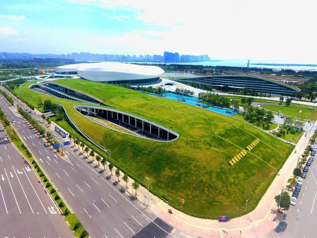 祝贺晋江二体中心入围体育bank年度最佳体育场馆案例