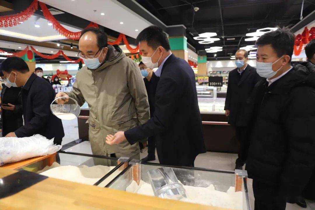 庄河市委书记申守勃调研疫情防控工作_检测_核酸_村屯