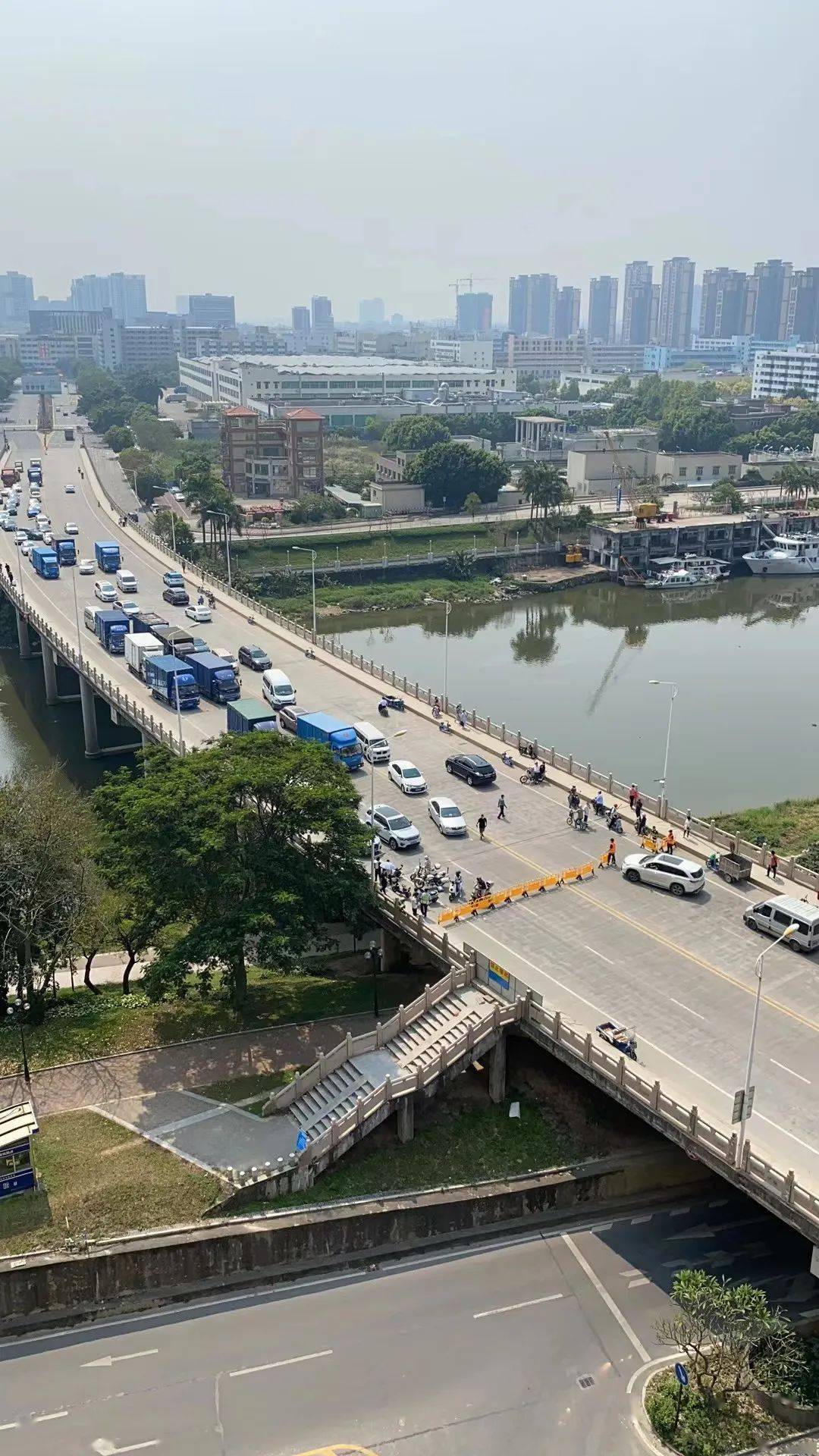 昨天由东莞回石湾的朋友们你家的物业来接你了吗