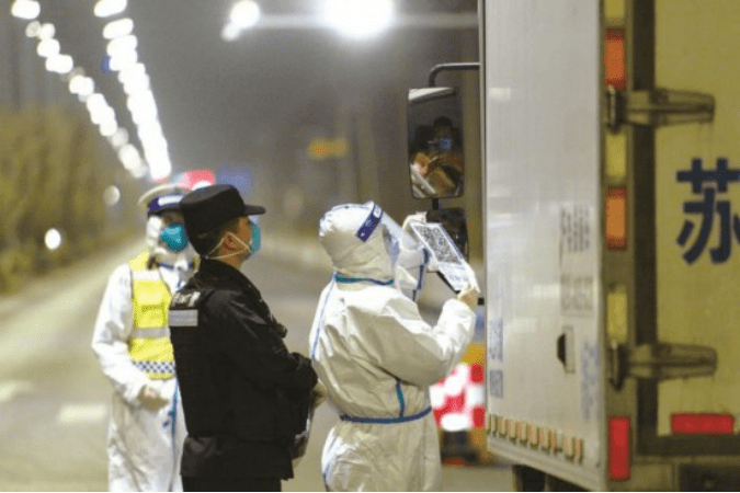 来源|观察丨心态不能“油腻”，防疫绝不“躺平”