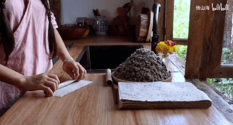 国医节,快来一起制作艾条(手动勾引)!_艾绒_艾叶_桑皮纸