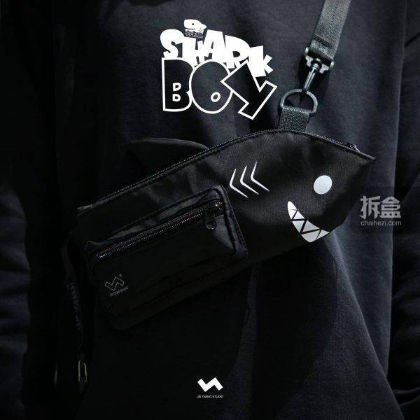 系列|J.T STUDIO 8”2GO 系列 小屁鯊 狂暴黑鯊 聯名可動人偶