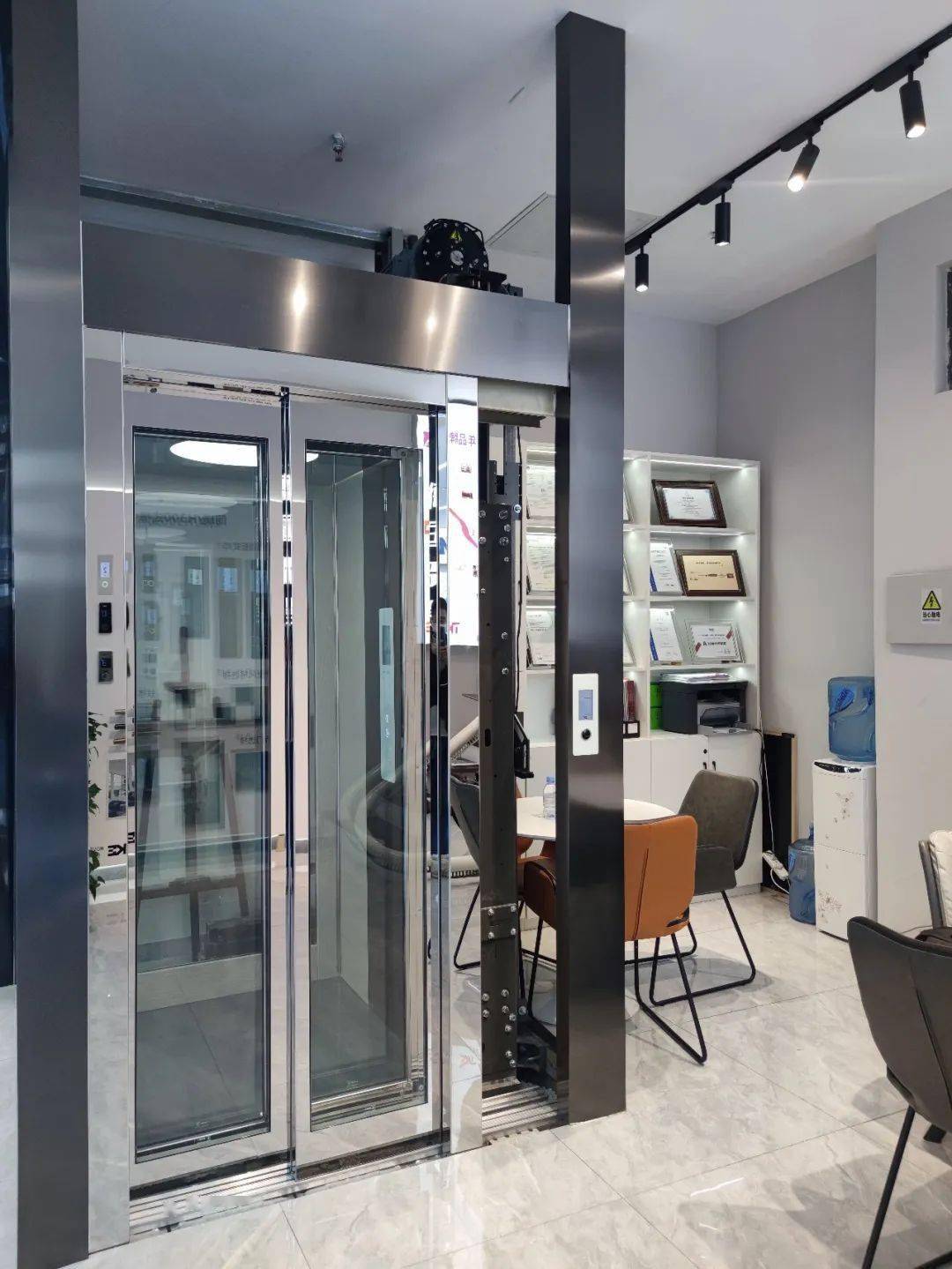 多款家用电梯,等您来试乘tke地址:北京市朝阳区北四环居然之家5号国际