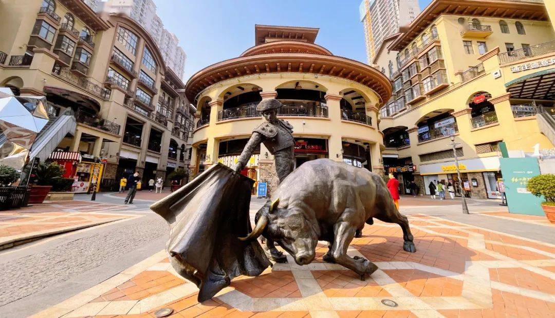 乐活武汉丨坐地铁畅玩大光谷_店铺_环境_广场