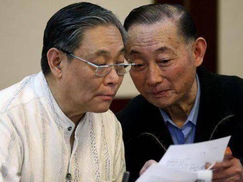 张学津京剧不能在一个大锅里捞面