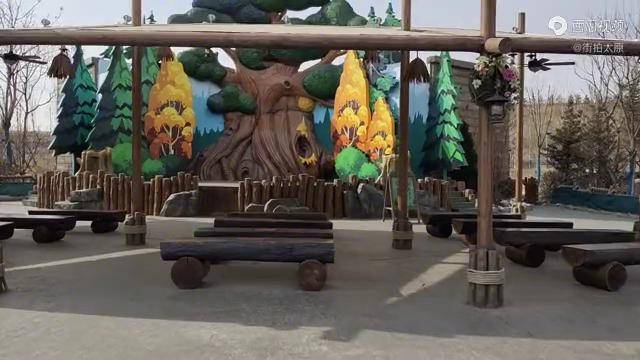 狗熊岭实景演出,熊大熊二要去学武守护森林,现场拜师